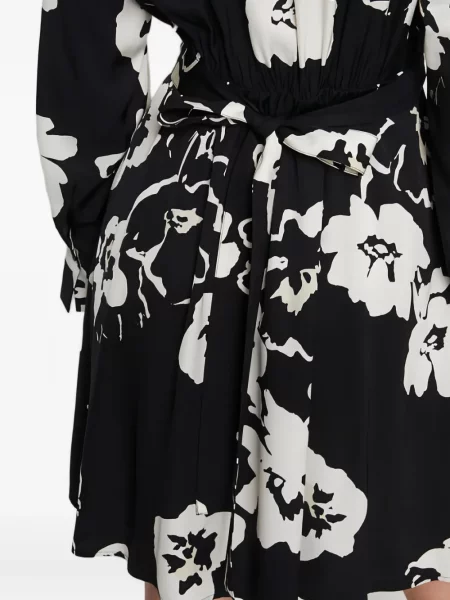 Gėlėta raštuota apvynioti mini suknelė Marc O'polo juoda
