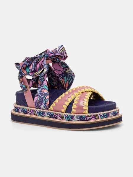 Šal Kurt Geiger London