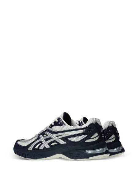 Маратонки Asics Gel-Quantum на райета с автограф бяло