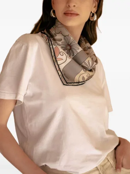 Šál Elizabetta