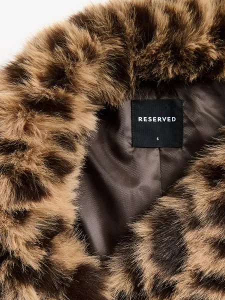 Reserved Шуба зі штучного хутра з леопардовим принтом бежевий