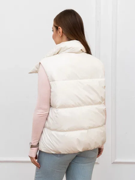 Жилет з утеплювачем UVENTUM молочний