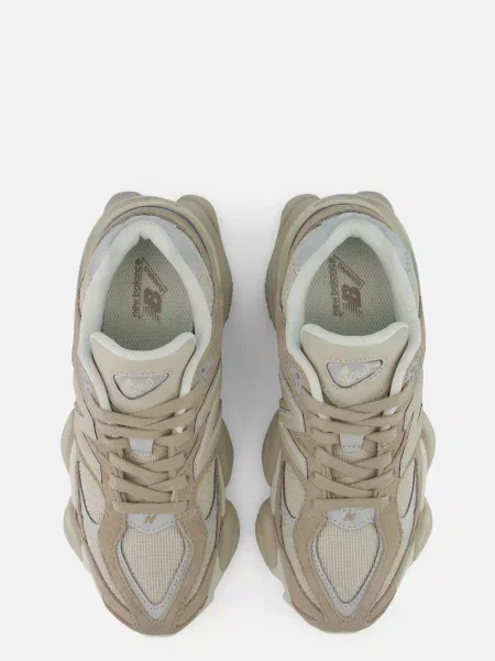 Кроссовки New Balance 990 бежевые