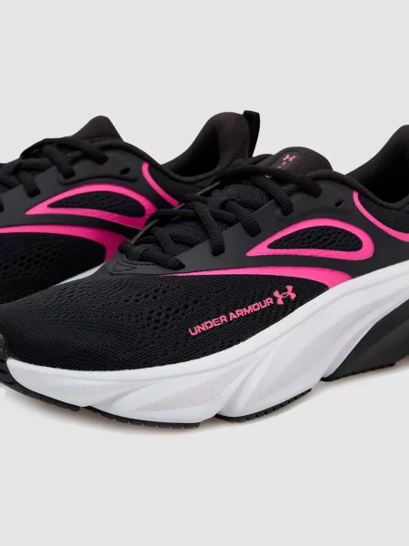 Повседневные кроссовки Under Armour Rogue черные