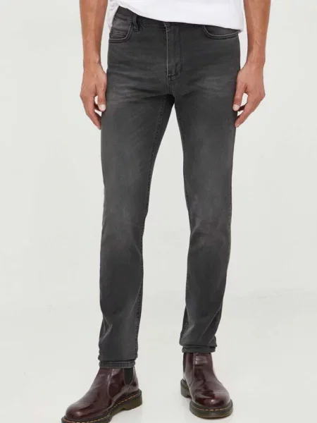 Sisley farmer Helsinki férfi fekete