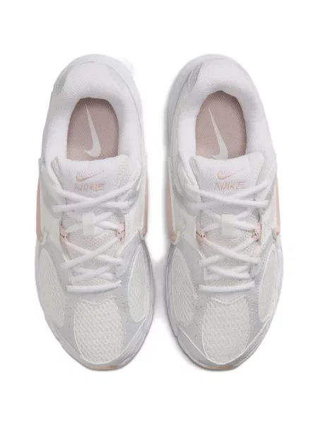 Sneakerși Nike plasă alb
