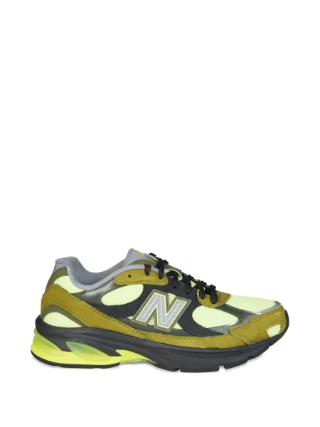 Sneakerși New Balance maro