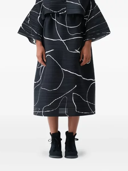 Fusta plisata Pleats Please Issey Miyake plisată până la genunchi negru