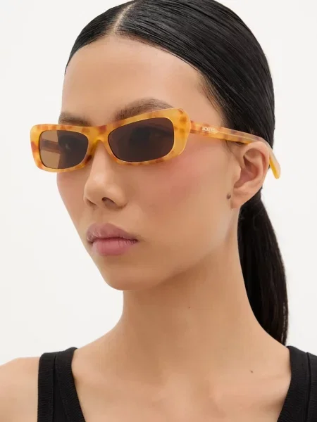 Jacquemus ochelari de soare CAPRI bej