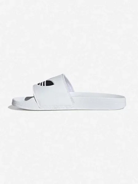 Šľapky adidas biela