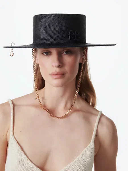 Klobuk Ruslan Baginskiy črna