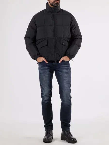 Пуховик Armani Exchange чорний