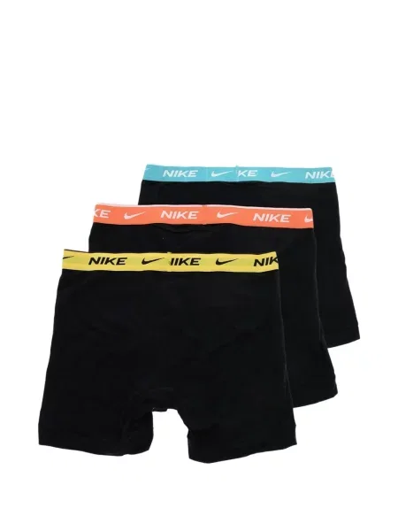 Scurt chiloți Nike cu imagine cu model floral negru