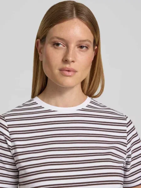 T-shirt z okrągłym dekoltem model NORA' Vila