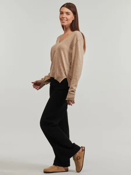 Pulover Pepe Jeans cu decolteu în V bej