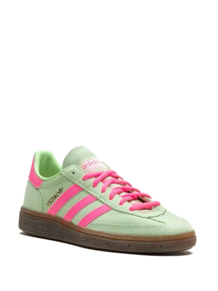 Nėriniuotos sportbačiai Adidas Gazelle su raišteliais