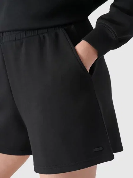 Pantaloni scurți 4f negru
