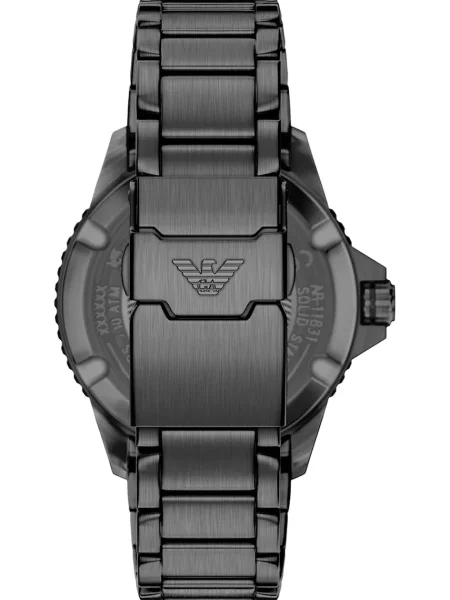 Emporio Armani годинник World Explorer