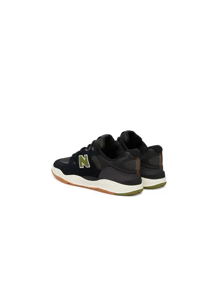 New Balance Sportcipők fekete