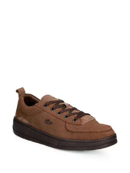 Sneakerși Lacoste din piele de căprioară maro