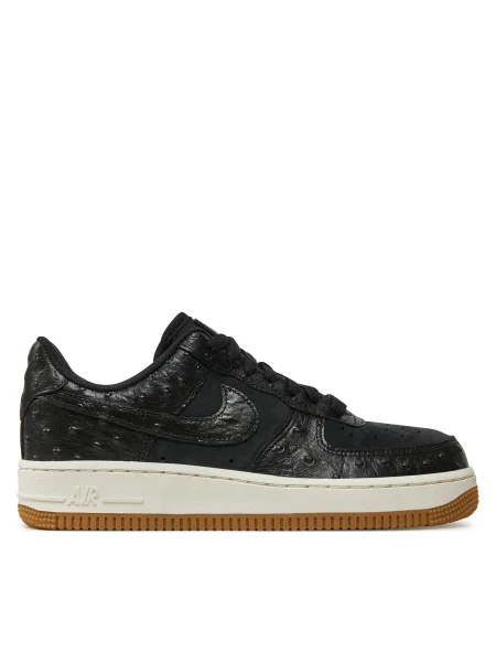 Sneakersy Nike čierna