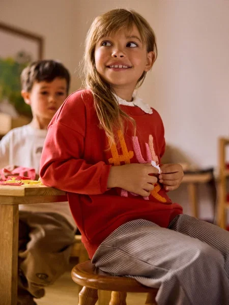 Reserved Bluza z aplikacją czerwony