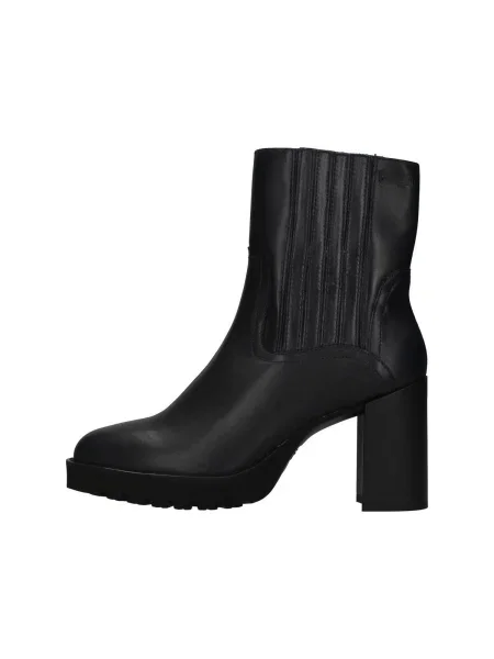 Botine Callaghan