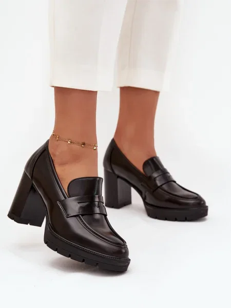 Pantofi cu toc Boto din piele cu toc înalt negru