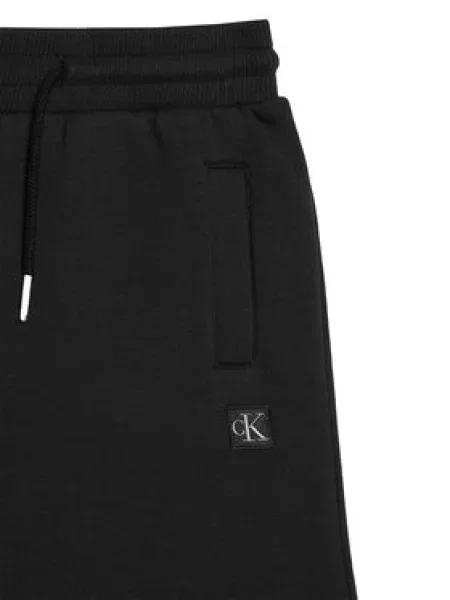 Sportovní kraťasy Calvin Klein Jeans černé