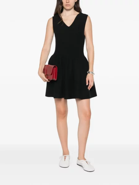 Rochie mini Lisa Yang cu decolteu în V negru