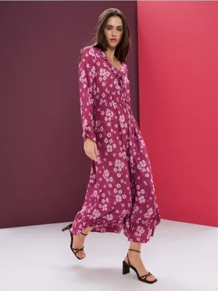 Міді сукня з воланами та зав'язуванням на декольте різнобарвний