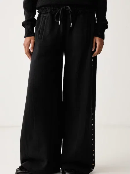 The Ragged Priest pantaloni de trening pentru femei cu negru