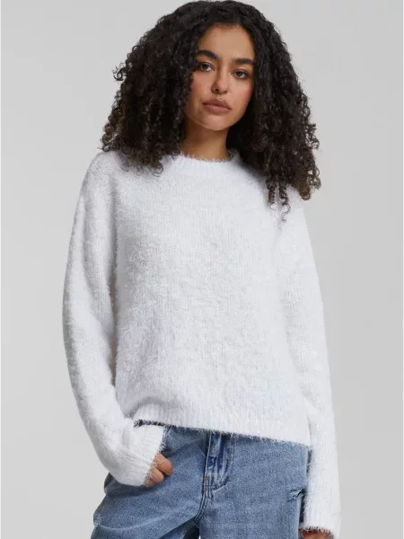 Golf sweter Urban Classics w piórka biały