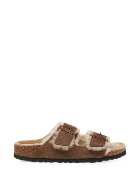Sandale Birkenstock cu cataramă din piele de oaie maro