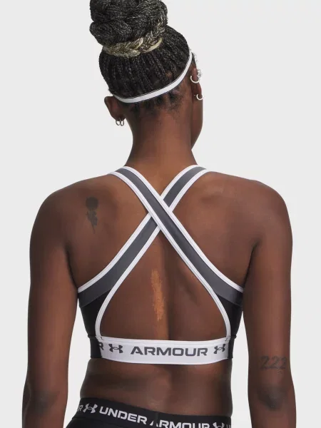 Спортивный топ Under Armour с открытой спиной черный