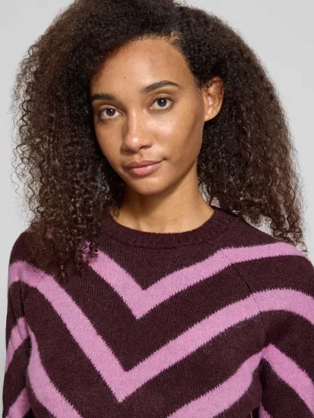 Sweter o kroju boxy fit z raglanowymi rękawami model ELIZA' Only
