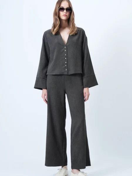 Trend Alaçatı Stili Costum cu pantaloni pin verde