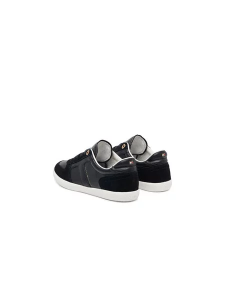 Tommy Hilfiger Superge Th Tribeca Sneaker Premium črna