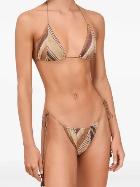 Bikini Devon maro