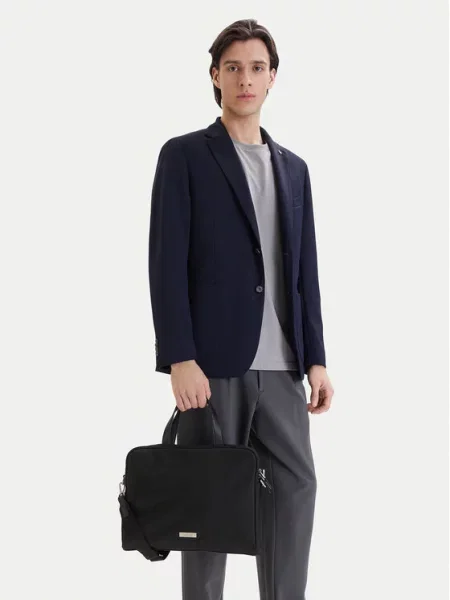 Calvin Klein Taška na laptop Sleek Slim Commuter čierna