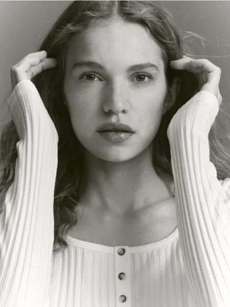 Reserved Tricou cu mânecă lungă cu conținut ridicat de modal crem