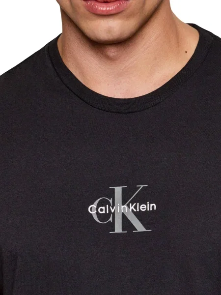 Къс тениска Calvin Klein черно
