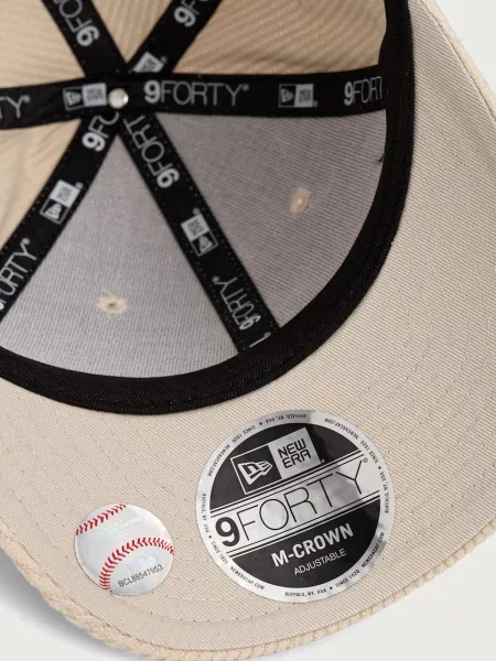 New Era czapka z daszkiem sztruksowa CORD MC beżowa