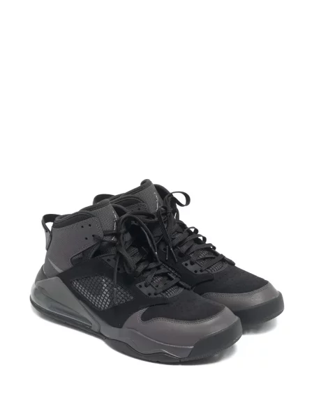 Sneaker Jordan fekete