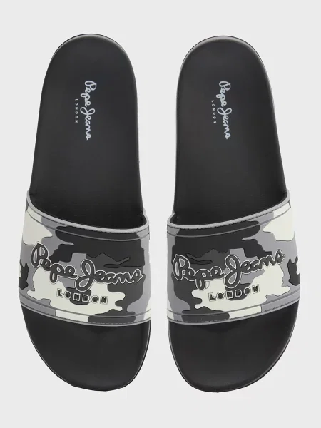 Камуфляжные шлепанцы Pepe Jeans