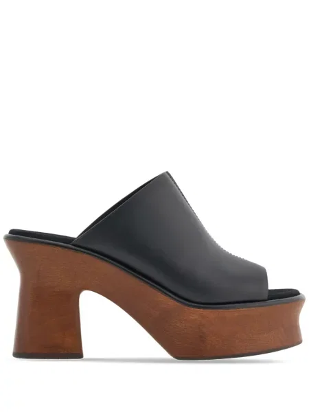 Sandale Ferragamo din piele cu pană negru