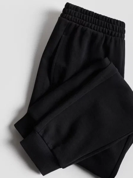 Reserved Спортивні штани зі шнурком чорний