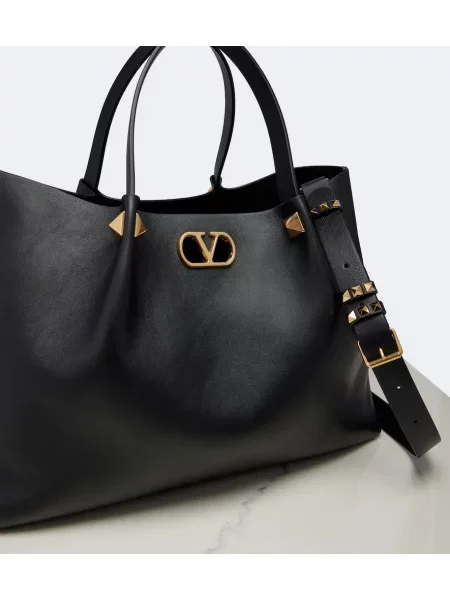 Kožená shopper kabelka Valentino Garavani čierna