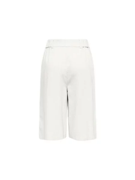 Pantaloni scurți Only de in alb