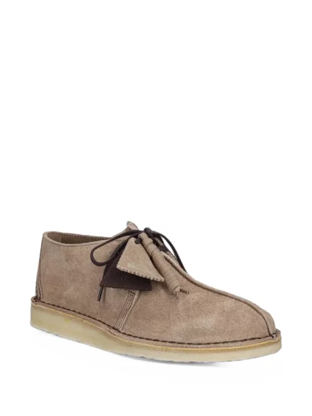 Пустинни ботуши Clarks Originals с връзки с дантела